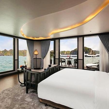 Lotus Elegance Cruise Hotell Ha Long Exteriör bild